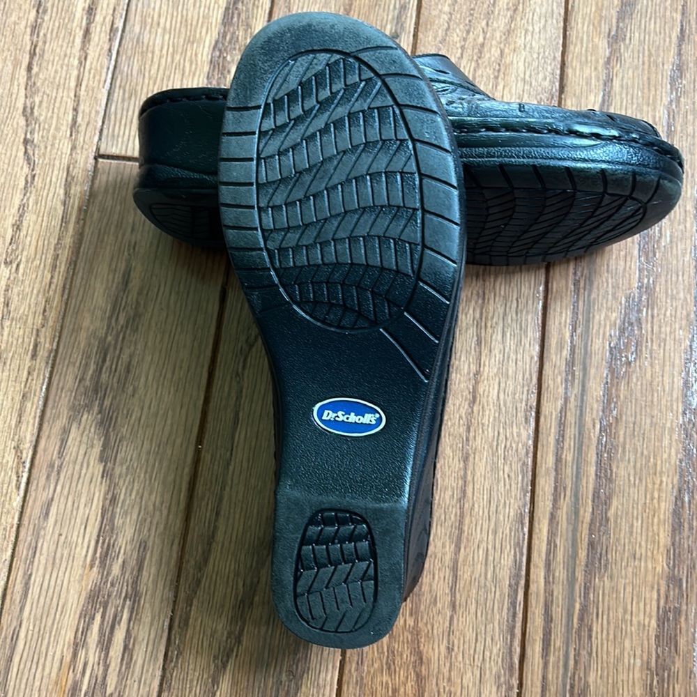 Dr. Scroll’s Clogs - Picture 4 of 4